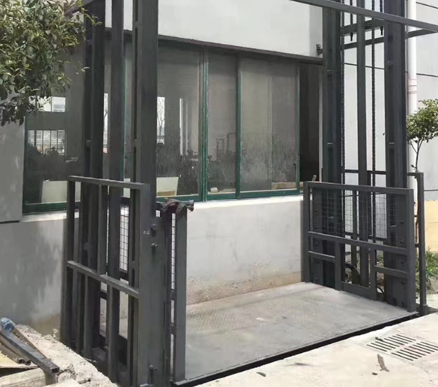 同安导轨式施工升降机助力民生工程提速增效